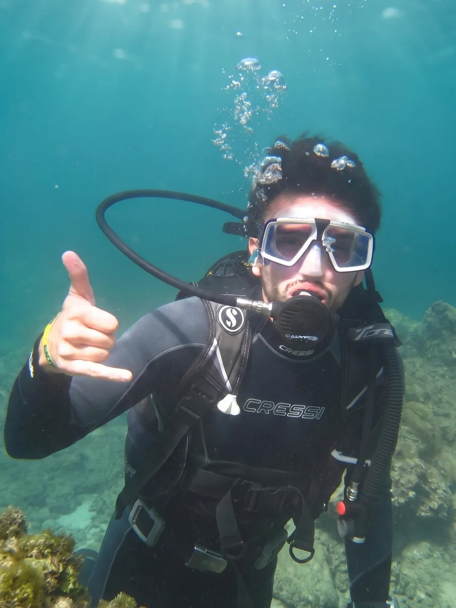 Dr. Dt. Ferit Kaval