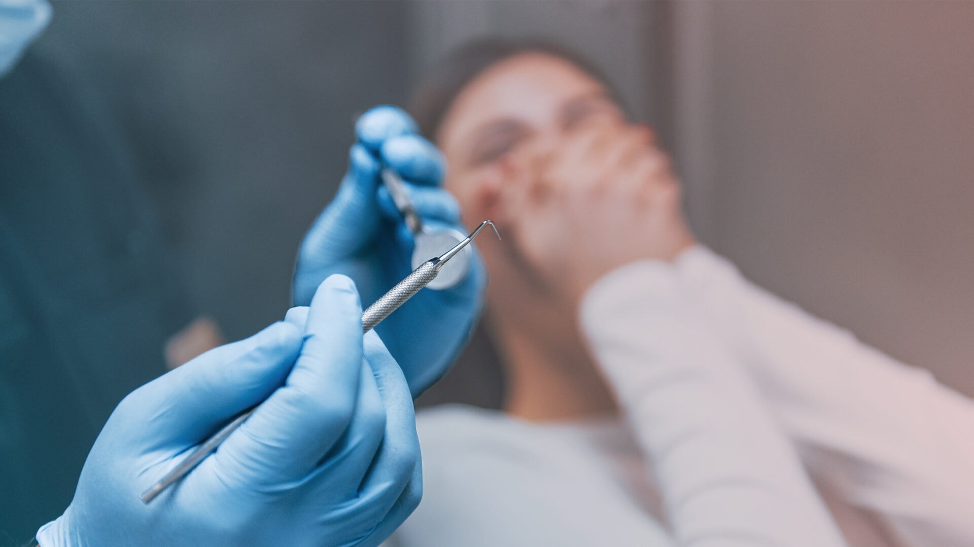 In Which Cases Should a Tooth Not Be Extracted?